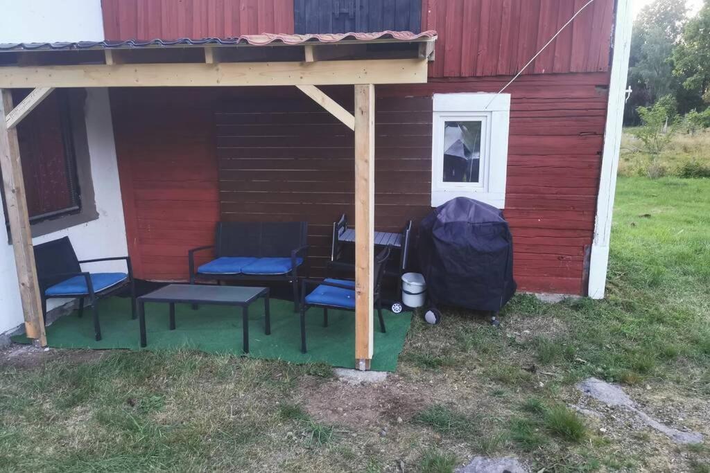 Vacker Hus I Naturen Fröseke Εξωτερικό φωτογραφία